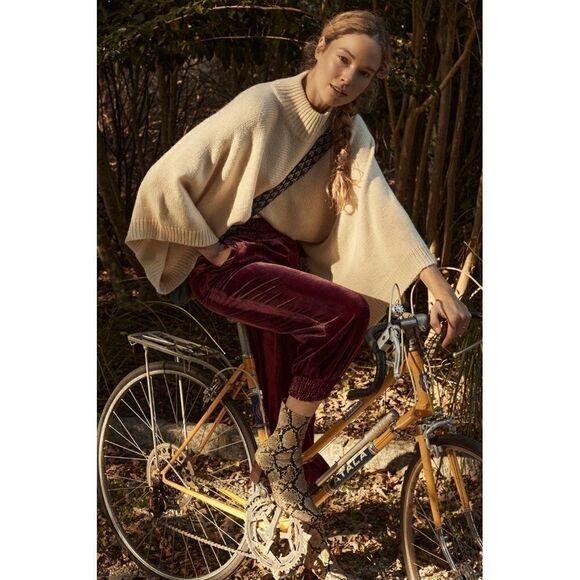 NEW Anthropologie Gloria Belted Smocked Velvet Jogger Lounge Pant X-Small Petite - Picture 5 of 5